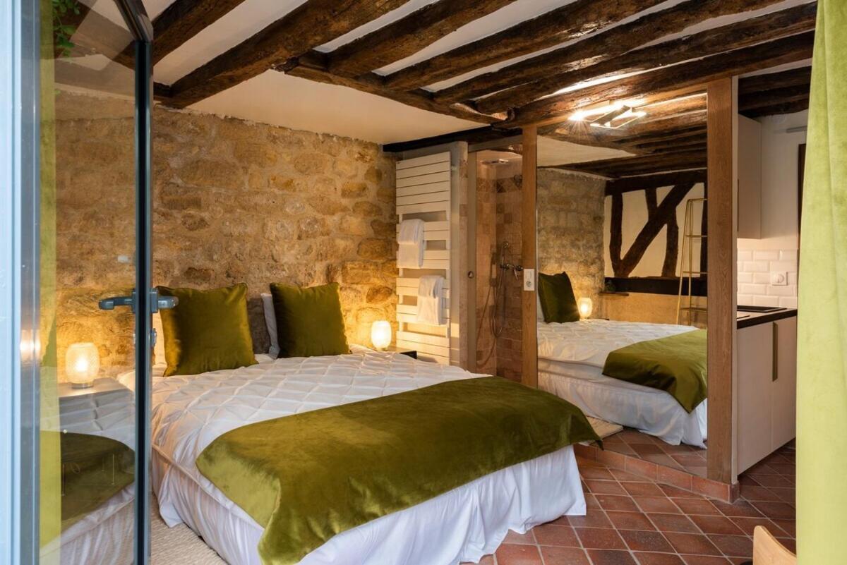 Charming - Marais Quarter - 6p - 2bdr - Center Of Parijs